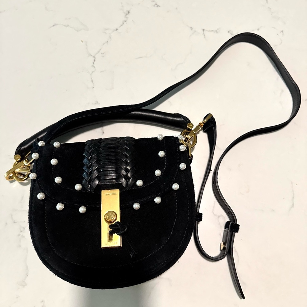 Alruzarra Elegant Black Shoulder Bag with Gold Accents
